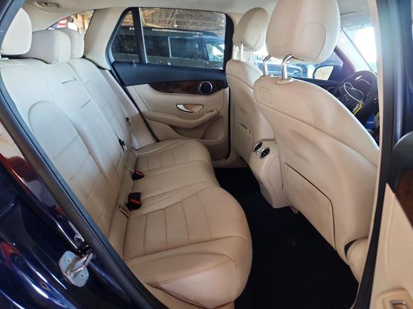 2019 MERCEDES-BENZ GLC GLC300
