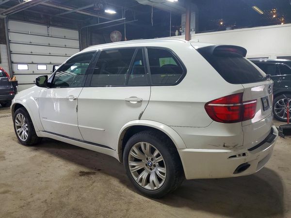 2013 BMW X5 xDrive50i
