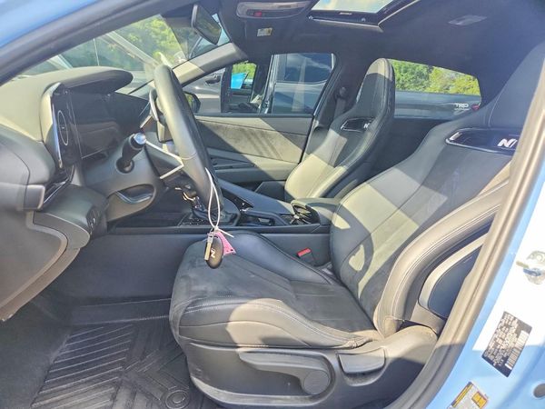 2025 HYUNDAI ELANTRA — DENT