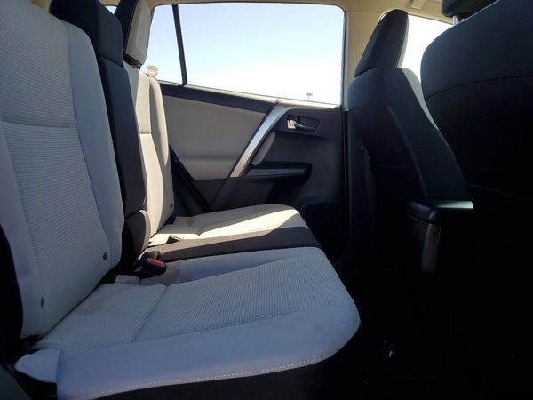 2018 TOYOTA RAV4 Adventure/XLE