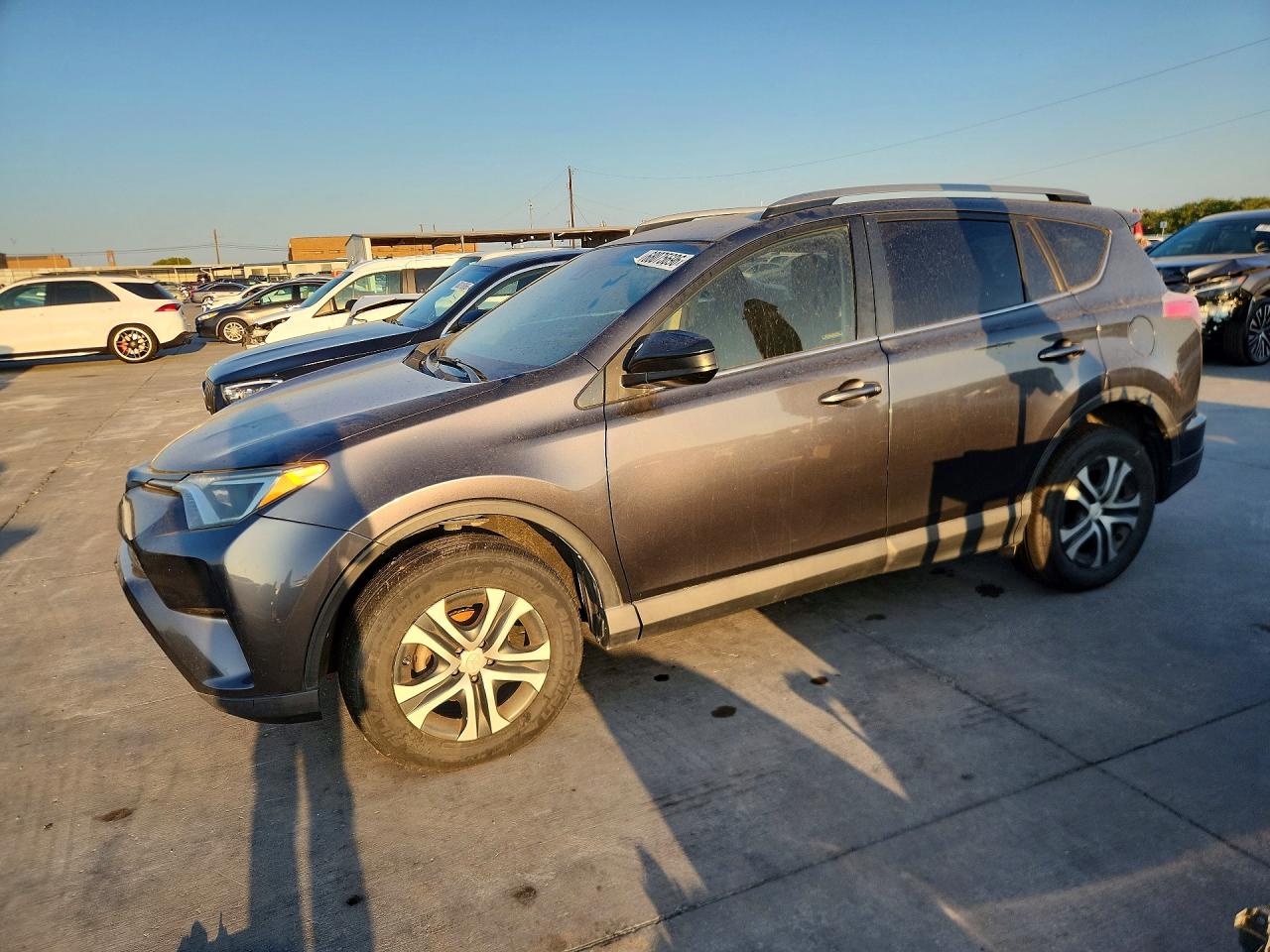 2018 TOYOTA RAV4 LE