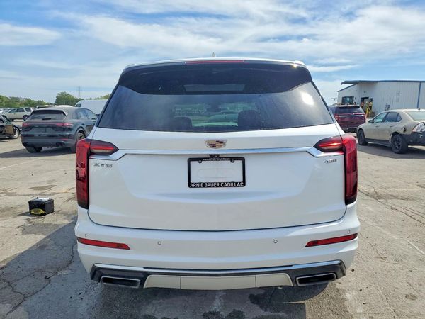 2020 CADILLAC XT6