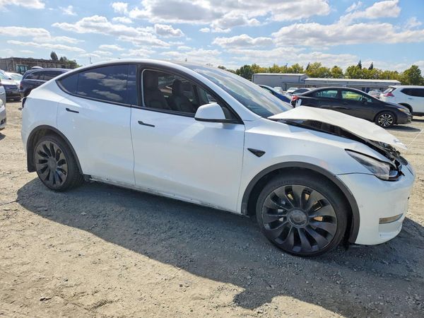 2022 TESLA MODEL Y