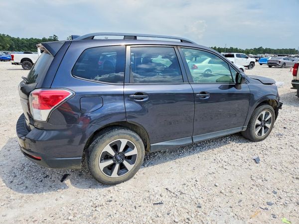 2018 SUBARU FORESTER