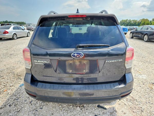 2018 SUBARU FORESTER