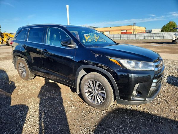 2018 TOYOTA HIGHLANDER XLE Hybrid — Passenger 3/4
