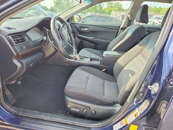 2015 TOYOTA CAMRY