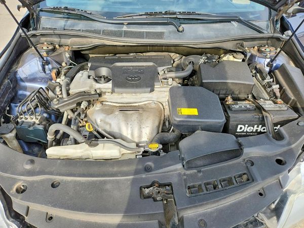 2015 TOYOTA CAMRY