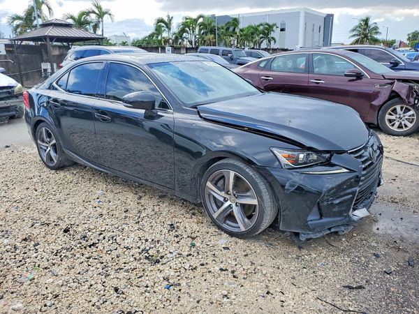 2017 LEXUS IS