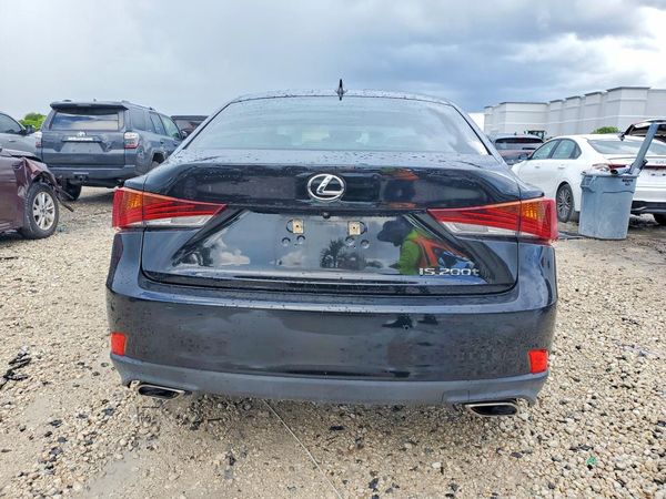 2017 LEXUS IS