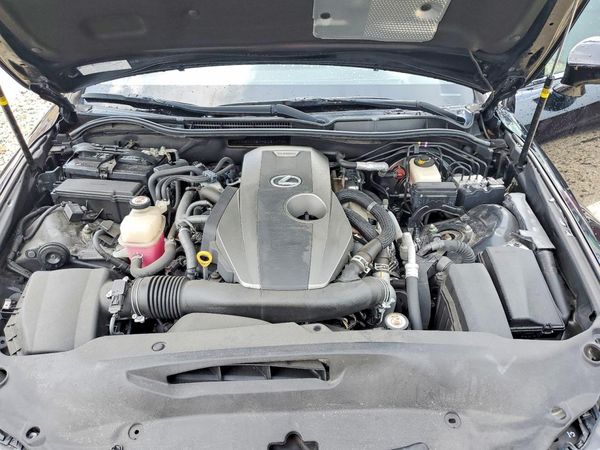 2017 LEXUS IS