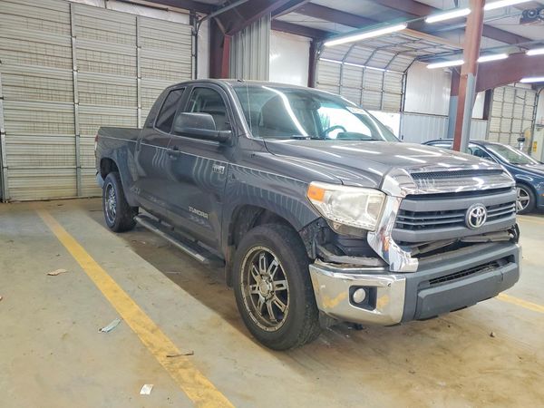 2015 TOYOTA TUNDRA SR5 Grade