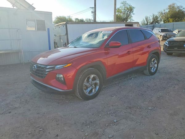 2022 HYUNDAI TUCSON SE — Front 3/4