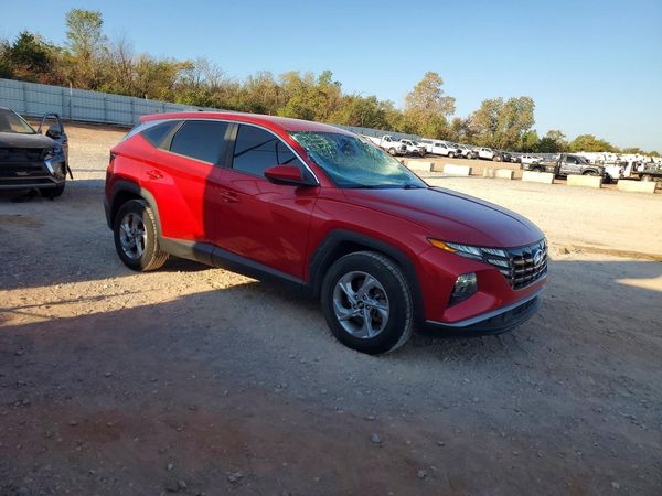 2022 HYUNDAI TUCSON SE — Passenger 3/4