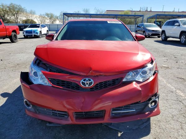 2018 TOYOTA CAMRY