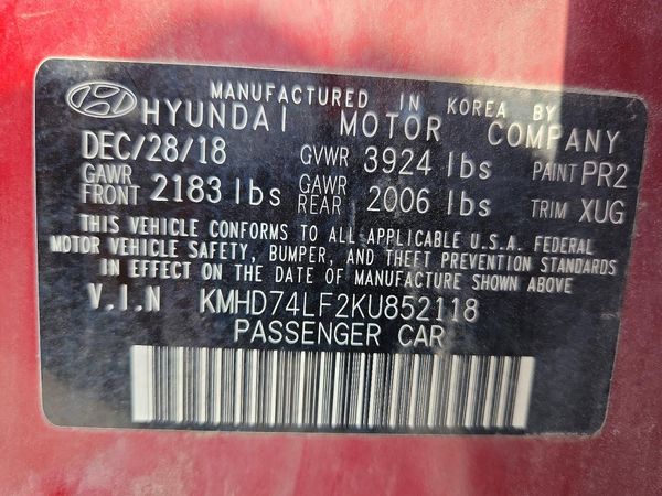 2019 HYUNDAI ELANTRA SE