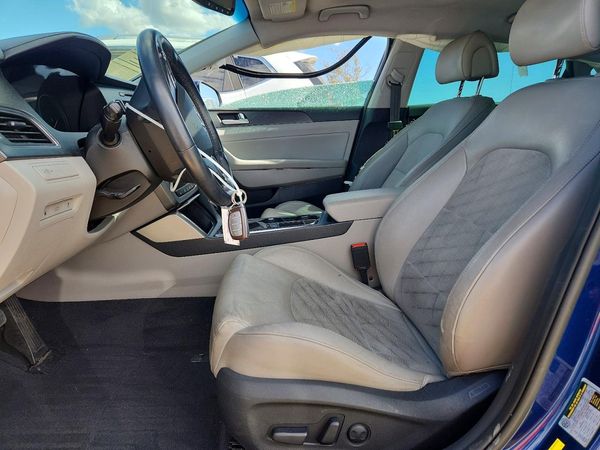 2017 HYUNDAI SONATA — DENT