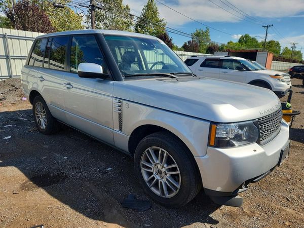 2012 LAND ROVER RANGEROVER HSE — Passenger 3/4
