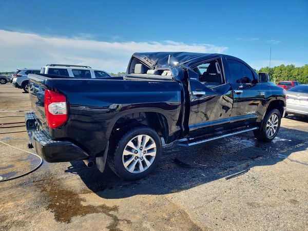 2016 TOYOTA TUNDRA
