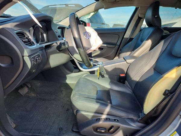 2018 VOLVO S60