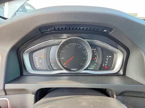 2018 VOLVO S60