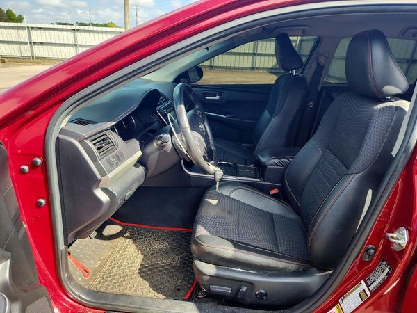 2015 TOYOTA CAMRY