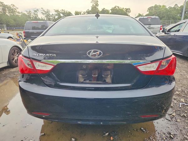 2012 HYUNDAI SONATA