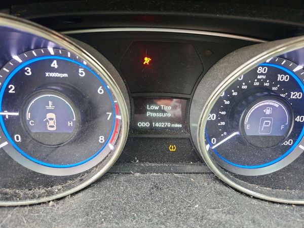 2012 HYUNDAI SONATA