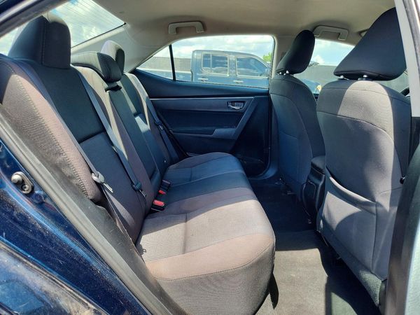2017 TOYOTA COROLLA