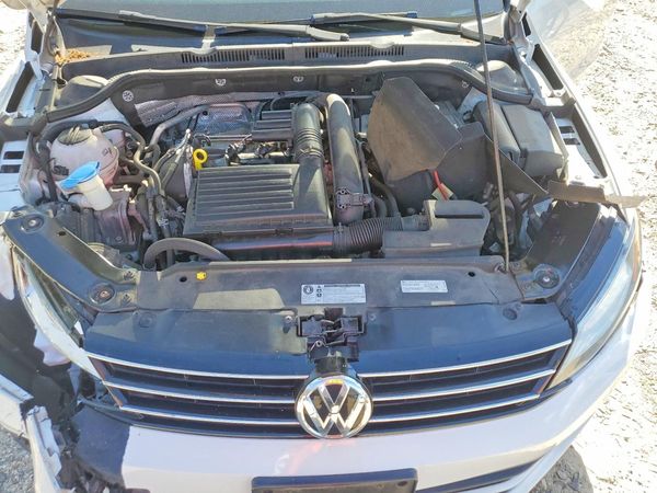 2017 VOLKSWAGEN JETTA SE