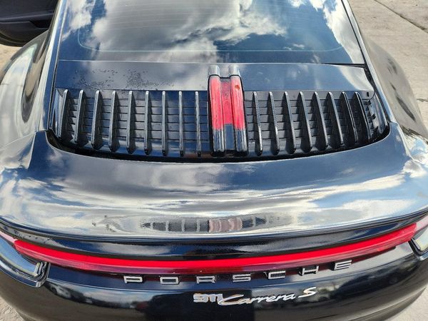 2020 PORSCHE 911 Carrera S / Carrera 4S — Engine bay