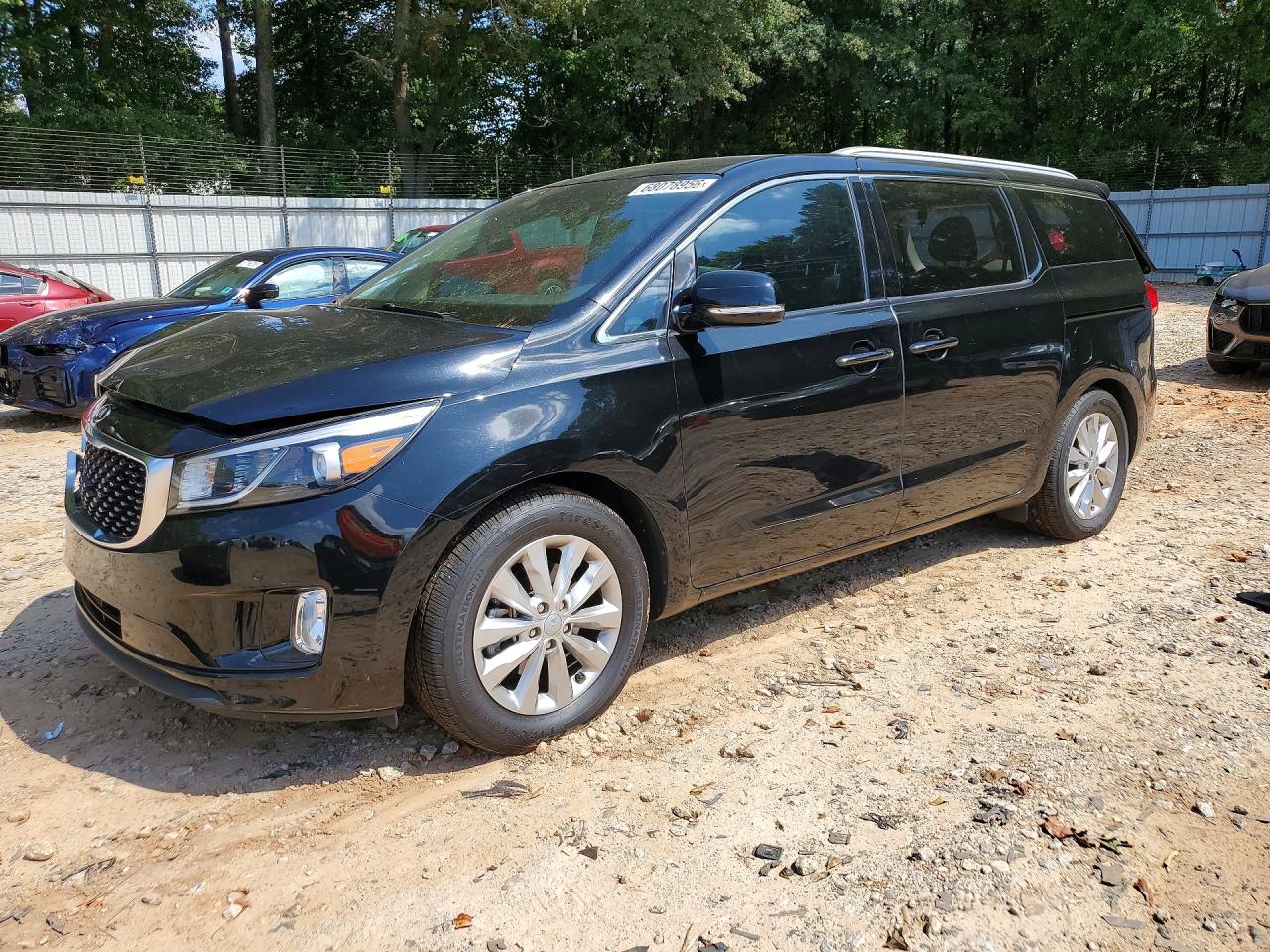 2017 KIA SEDONA
