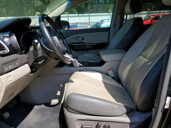 2017 KIA SEDONA