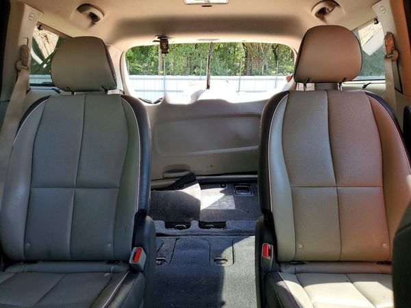 2017 KIA SEDONA