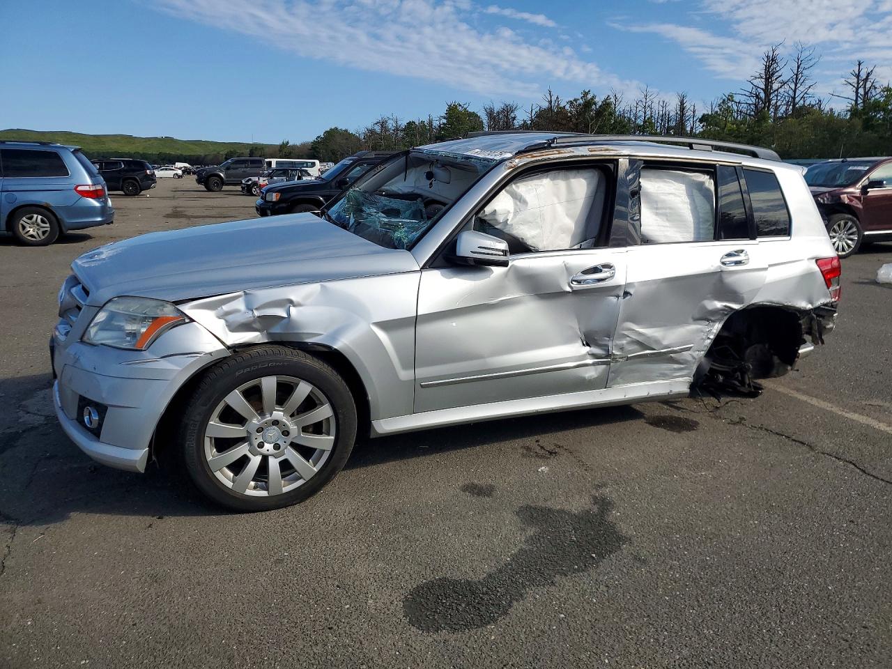 2012 MERCEDES-BENZ GLK-CLASS GLK350 4-MATIC — Front 3/4
