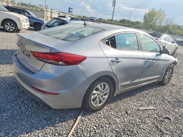 2017 HYUNDAI ELANTRA