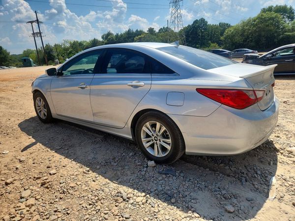 2013 HYUNDAI SONATA