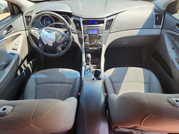 2013 HYUNDAI SONATA