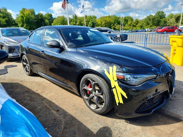 2020 ALFA ROMEO GIULIA — Passenger 3/4