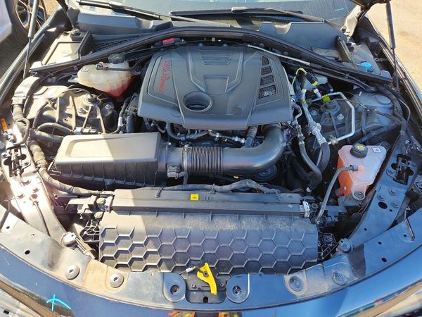 2020 ALFA ROMEO GIULIA — Engine bay
