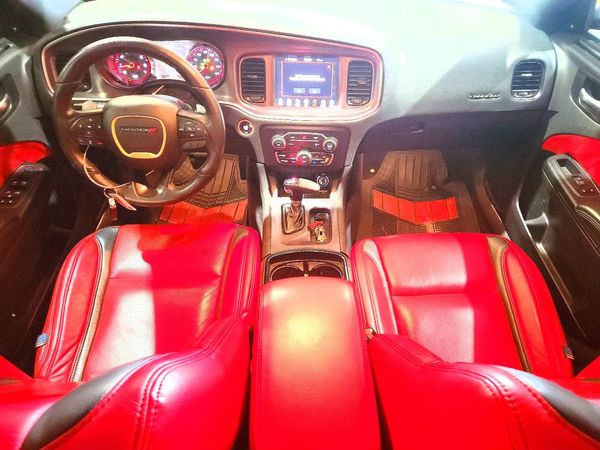 2017 DODGE CHARGER