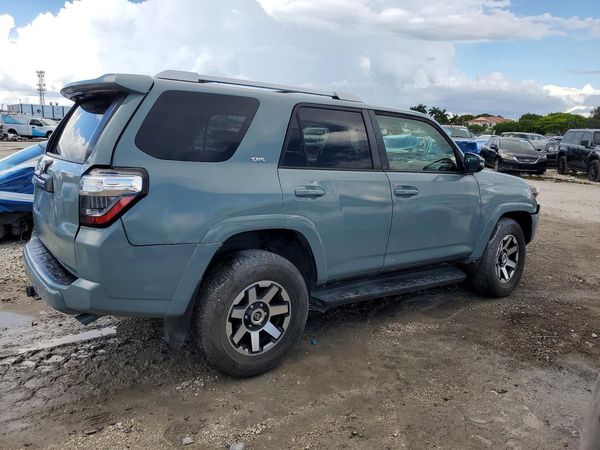 2022 TOYOTA 4RUNNER