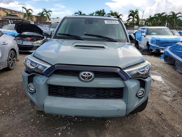 2022 TOYOTA 4RUNNER
