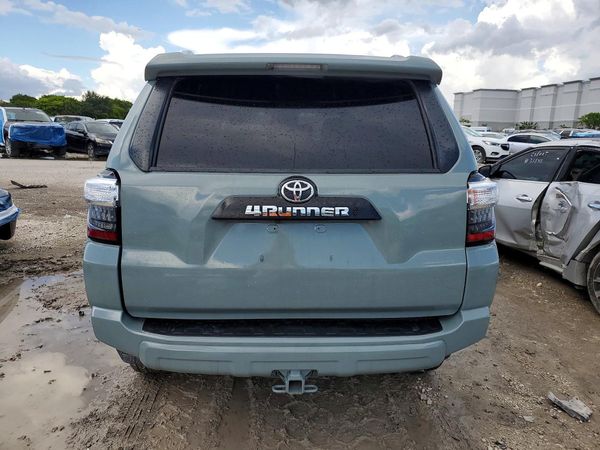 2022 TOYOTA 4RUNNER