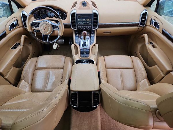 2015 PORSCHE CAYENNE E-Hybrid