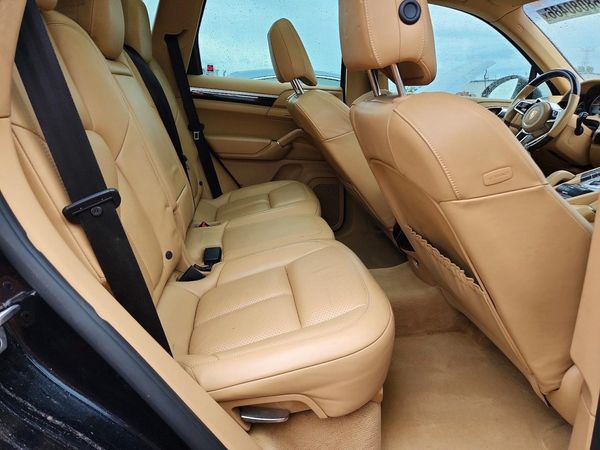 2015 PORSCHE CAYENNE E-Hybrid