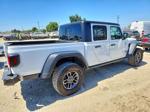 2026 JEEP GLADIATOR Mojave