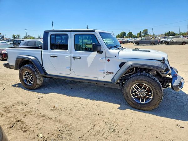 2026 JEEP GLADIATOR Mojave