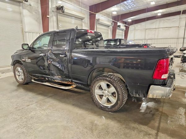2016 RAM 1500 SLT QUAD CAB 4X4