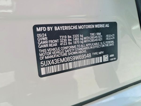2025 BMW X7